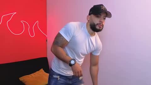 Snapshot of mike_savage3 chatting on February 1, 2026, 12:15 pm Mike online show from February 1, 2026, 12:15 pm