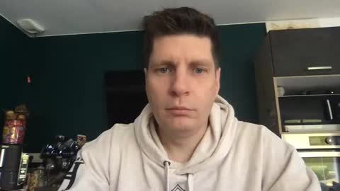 Snapshot of miklp8463 chatting on March 2, 2026, 7:59 am miklp8463 online show from March 2, 2026, 7:59 am