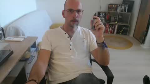 mikmik91 online show from September 19, 2025, 2:07 pm