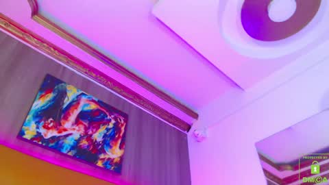 Snapshot of milan_delrey chatting on December 24, 2024, 5:13 pm Sweet Milan online show from December 24, 2024, 5:13 pm