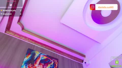 Snapshot of milan_delrey chatting on January 29, 2025, 11:35 pm Sweet Milan online show from January 29, 2025, 11:35 pm