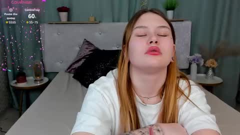 milanaxhoney online show from February 28, 2026, 2:01 am