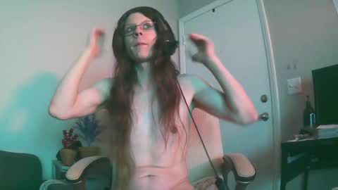 millenamoo online show from September 24, 2025, 5:00 am