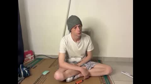 Snapshot of millerjdm chatting on February 5, 2026, 1:54 am SlimnHungOH online show from February 5, 2026, 1:54 am