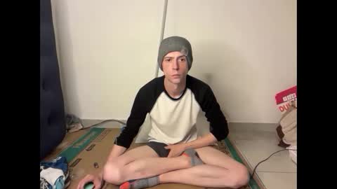 Snapshot of millerjdm chatting on February 10, 2026, 3:43 am SlimnHungOH online show from February 10, 2026, 3:43 am