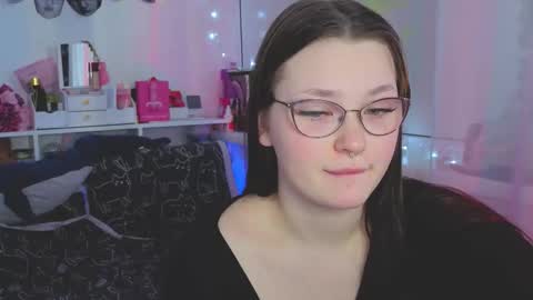 Millie online show from October 11, 2025, 3:17 am