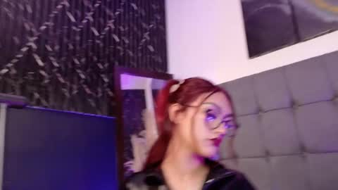 Snapshot of miluv19 chatting on November 23, 2025, 7:46 pm miluv19 online show from November 23, 2025, 7:46 pm