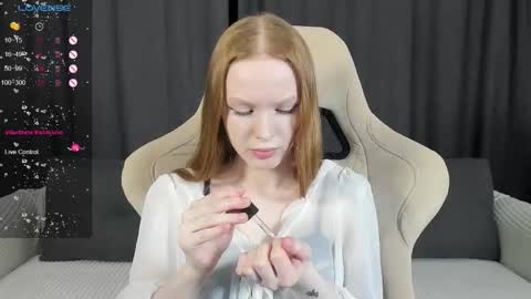 Milena and Jasper online show from December 22, 2025, 11:29 am