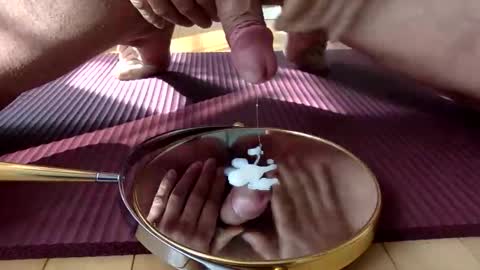 mince_alors online show from February 17, 2026, 5:41 pm