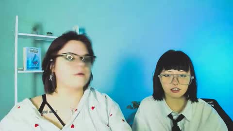 Darling Mira online show from December 2, 2025, 7:42 pm