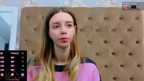 mira_lynxx online show from February 11, 2026, 2:16 am