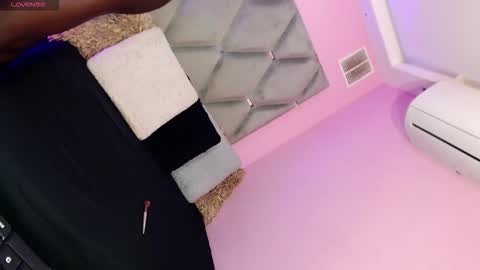 Snapshot of mirandaacollins chatting on November 8, 2025, 10:48 am mirandaacollins online show from November 8, 2025, 10:48 am