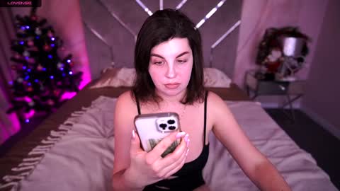 Snapshot of mirandawarm chatting on January 16, 2025, 1:25 pm Miranda online show from January 16, 2025, 1:25 pm