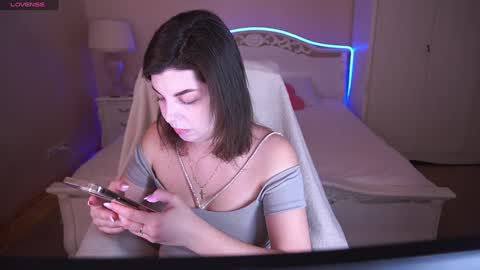 Snapshot of mirandawarm chatting on January 21, 2025, 11:35 am Miranda online show from January 21, 2025, 11:35 am