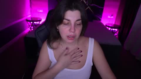 Snapshot of mirandawarm chatting on November 10, 2025, 5:39 am Miranda online show from November 10, 2025, 5:39 am