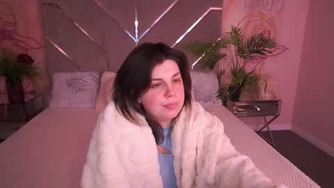 Snapshot of mirandawarm chatting on February 3, 2026, 6:51 am Miranda online show from February 3, 2026, 6:51 am