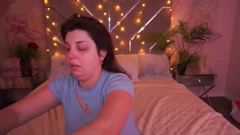 Snapshot of mirandawarm chatting on February 4, 2026, 6:41 am Miranda online show from February 4, 2026, 6:41 am