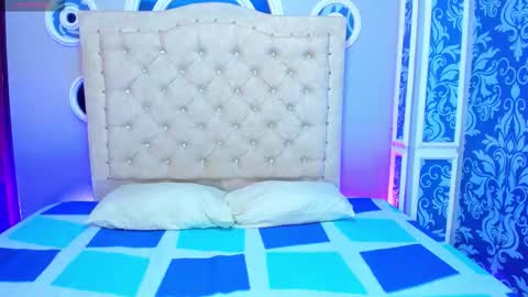 Snapshot of mishell_lovely chatting on February 4, 2026, 11:49 am Mishell online show from February 4, 2026, 11:49 am