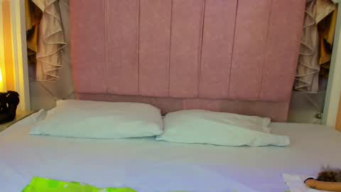 Snapshot of mishell_lovely chatting on February 12, 2026, 1:39 pm Mishell online show from February 12, 2026, 1:39 pm