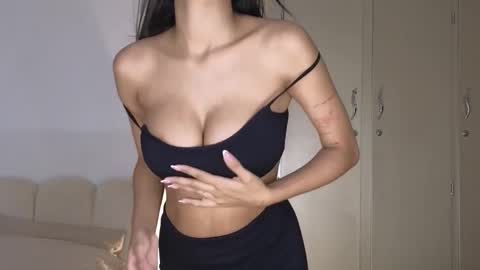 Snapshot of mishelle___7 chatting on February 10, 2026, 3:49 pm Shell online show from February 10, 2026, 3:49 pm