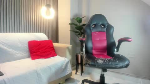 Snapshot of miss_charlott12 chatting on September 27, 2025, 7:41 pm miss_charlott12 online show from September 27, 2025, 7:41 pm