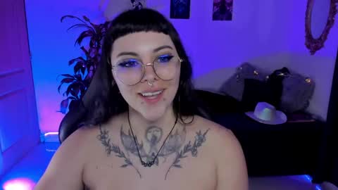 Missy Charlottte.  Hey remember to give me a thumbs up ty online show from January 18, 2025, 10:39 am