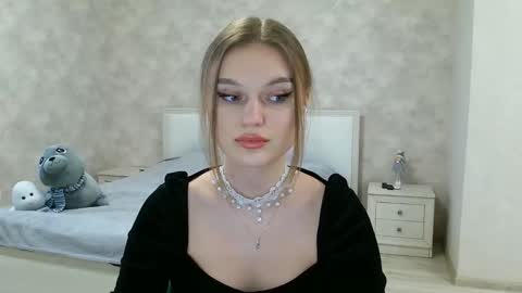 Snapshot of missmariat chatting on February 4, 2025, 1:16 pm OneGoddess online show from February 4, 2025, 1:16 pm