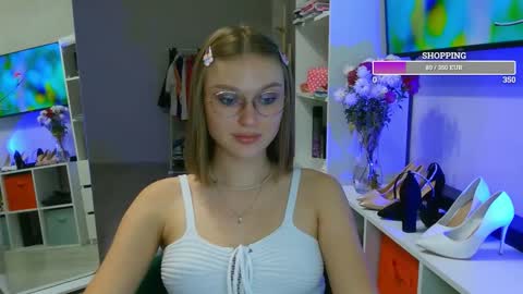 Snapshot of missmariat chatting on November 5, 2025, 5:13 pm OneGoddess online show from November 5, 2025, 5:13 pm