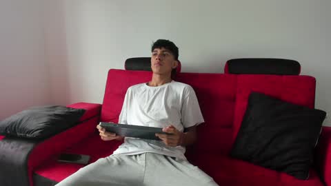 mister_jhonxxx online show from December 9, 2024, 1:02 pm