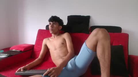 mister_jhonxxx online show from December 23, 2024, 10:12 pm