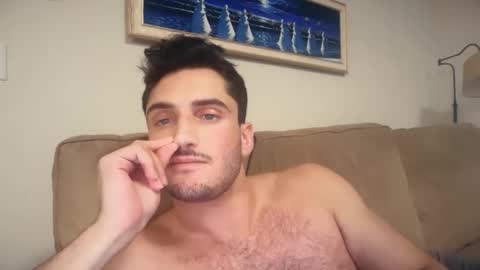 Snapshot of mistozeta chatting on October 27, 2025, 2:04 am Zeta online show from October 27, 2025, 2:04 am