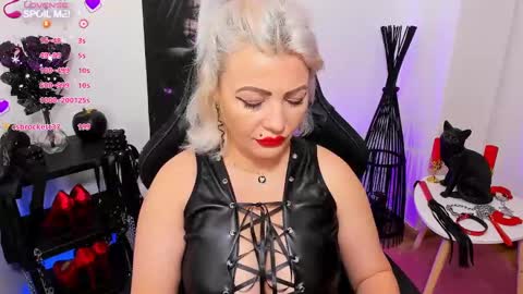 Snapshot of mistress_catsnow chatting on January 23, 2025, 1:24 pm Miss CatSnow online show from January 23, 2025, 1:24 pm