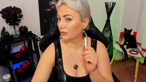 Snapshot of mistress_catsnow chatting on January 26, 2025, 10:34 am Miss CatSnow online show from January 26, 2025, 10:34 am
