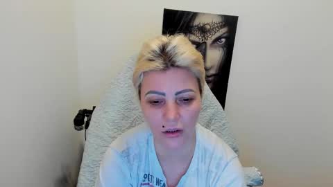 Snapshot of mistress_catsnow chatting on February 16, 2025, 11:59 am Miss CatSnow online show from February 16, 2025, 11:59 am