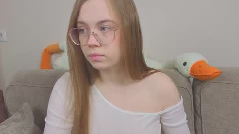 Miya online show from January 17, 2026, 1:32 am