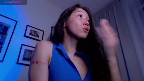 Snapshot of moana_blu chatting on January 11, 2025, 12:33 am moana online show from January 11, 2025, 12:33 am