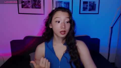 Snapshot of moana_blu chatting on January 18, 2025, 12:24 am moana online show from January 18, 2025, 12:24 am