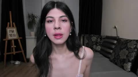 Snapshot of molaganna chatting on February 4, 2026, 9:42 pm molaganna online show from February 4, 2026, 9:42 pm