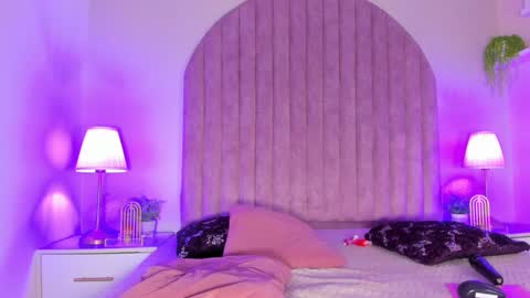 Snapshot of molly_jackson chatting on February 17, 2025, 3:42 pm Molly Jackson online show from February 17, 2025, 3:42 pm