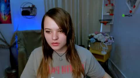 Snapshot of molly_mouse_ chatting on February 28, 2026, 10:27 am Molly online show from February 28, 2026, 10:27 am