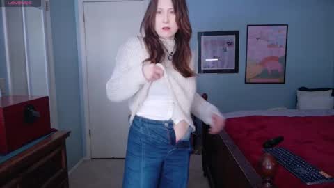 Snapshot of mommygoddessl chatting on February 2, 2026, 4:49 pm Goddess L online show from February 2, 2026, 4:49 pm