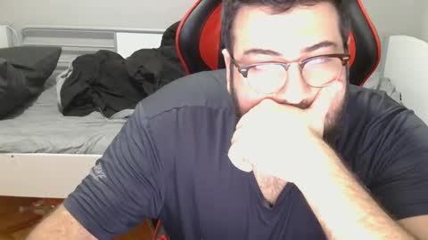 Snapshot of moneyman__24 chatting on December 29, 2024, 2:52 pm Mert online show from December 29, 2024, 2:52 pm