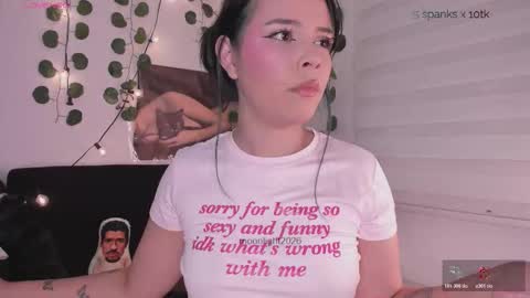 moonliight__ online show from February 9, 2026, 11:42 pm