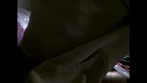 Snapshot of mowgli1977 chatting on February 23, 2025, 2:14 pm mowgli1977 online show from February 23, 2025, 2:14 pm