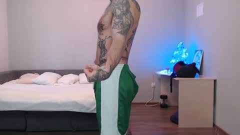 mr_nobody313 online show from January 21, 2025, 10:41 am