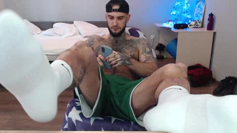 mr_nobody313 online show from February 2, 2025, 7:52 am