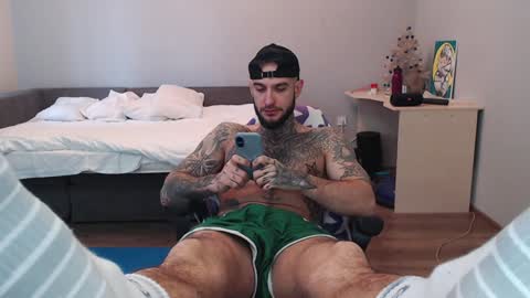 mr_nobody313 online show from February 8, 2025, 9:46 am