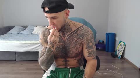 mr_nobody313 online show from February 24, 2025, 8:06 am