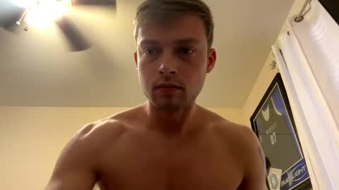 Snapshot of mrcoolguy68 chatting on December 5, 2024, 3:17 pm mrcoolguy68 online show from December 5, 2024, 3:17 pm