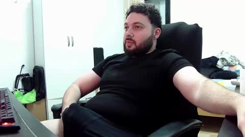 Snapshot of mrdiscovery chatting on January 11, 2025, 11:46 pm Mr Discovery online show from January 11, 2025, 11:46 pm